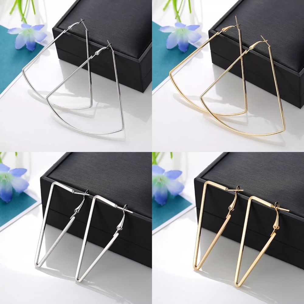 3 for $27 ❤️ Gold / Silver geometric earrings